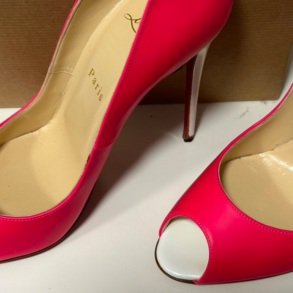 Christian Louboutin Youpi 120 - Fushia/White - Picture 6 of 10